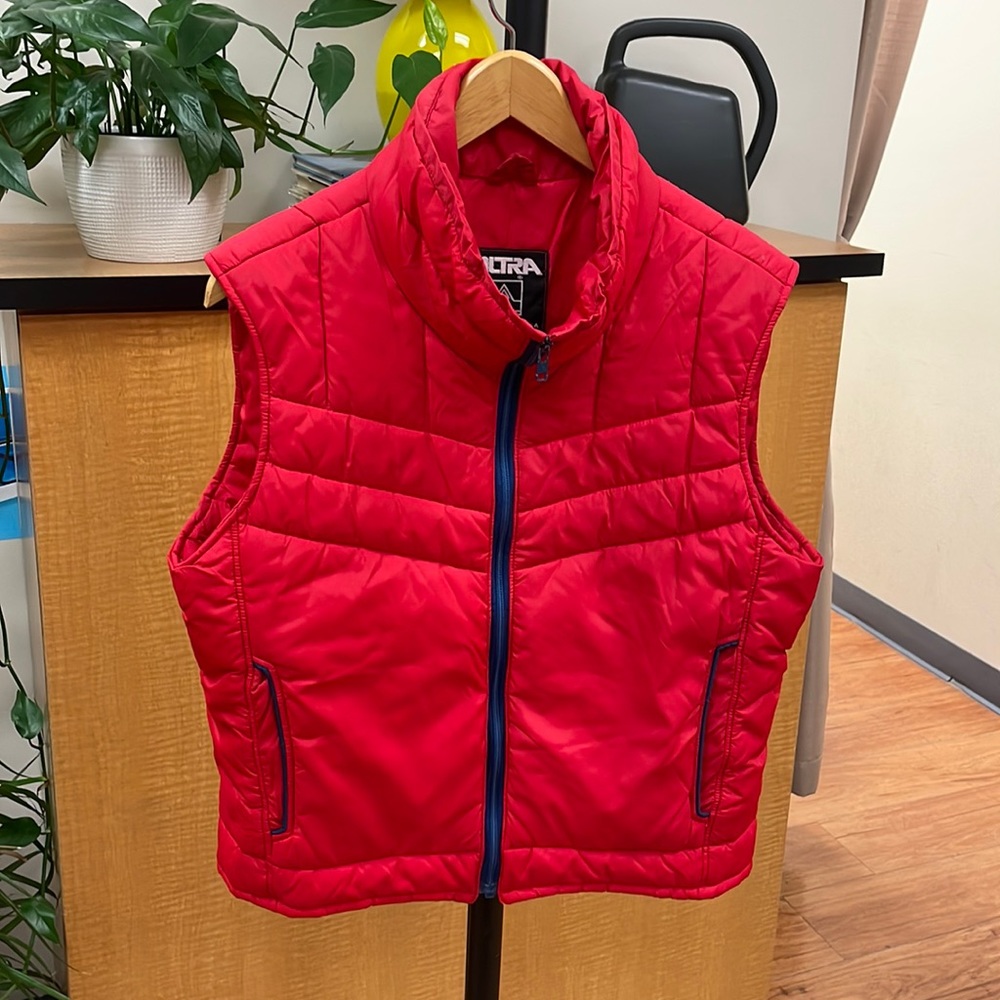 Red Altra Puffer Vest Made in Boulder Colorado USA Size Medium M